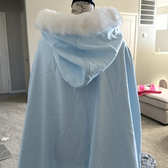 DISNEY ELSA FROZEN/ Halloween ready - Picture 5 of 6